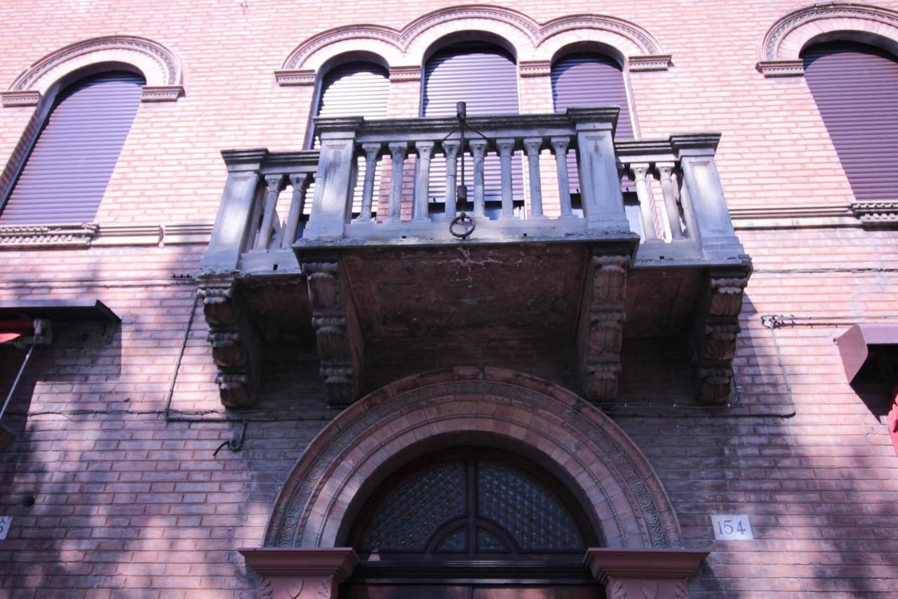Alloggio I Grifoni Ferrara Exterior foto